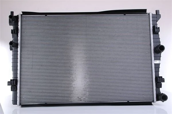 Radiatorius, variklio aušinimas NISSENS 606267