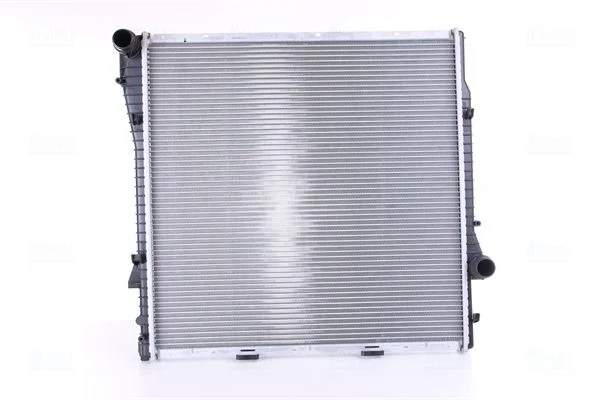 Radiator, engine cooling NISSENS 60789A