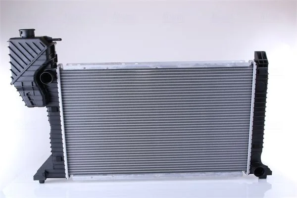 Radiatorius, variklio aušinimas NISSENS 62685A