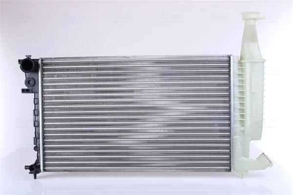 Chladič, chladenie motora NISSENS 63716