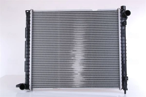 Radiatorius, variklio aušinimas NISSENS 64300A