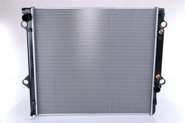 Radiatorius, variklio aušinimas NISSENS 646805