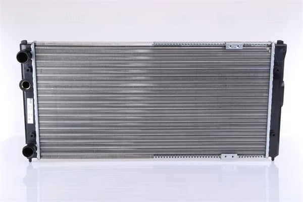 Radiatorius, variklio aušinimas NISSENS 673001