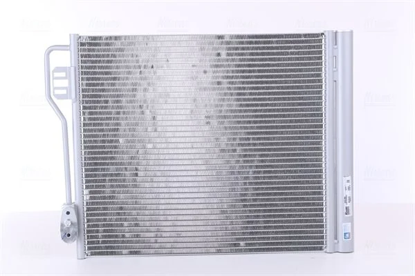 Condenser, air conditioning NISSENS 940185
