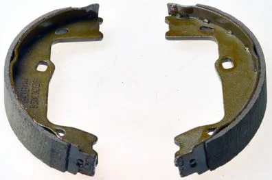 Stabdžių trinkelių komplektas DENCKERMANN B120040