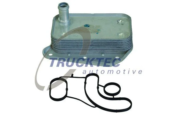Oil Cooler, engine oil TRUCKTEC AUTOMOTIVE 02.18.050