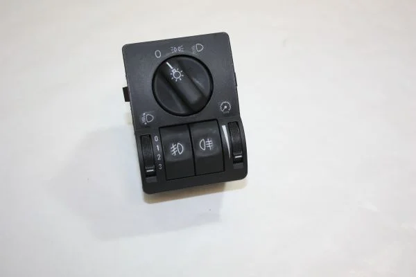 Jungiklis, priekiniai žibintai AUTOMEGA 150109210