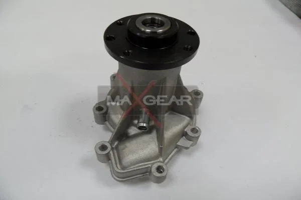 Water Pump, engine cooling MAXGEAR 47-0010