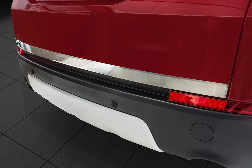 Trunk lid trim LAND ROVER DISCOVERY SPORT 5d 2014-> (silver satine) AVISA 2/35337