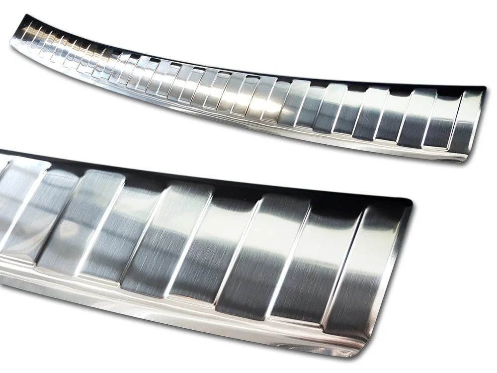 Rear bumper protector MERCEDES B Class III W247 2018-> / AMG 2018-> / MERCEDES B Class 250 e Plug-in Hybrid 2021-> (silver satine) AVISA 2/35410