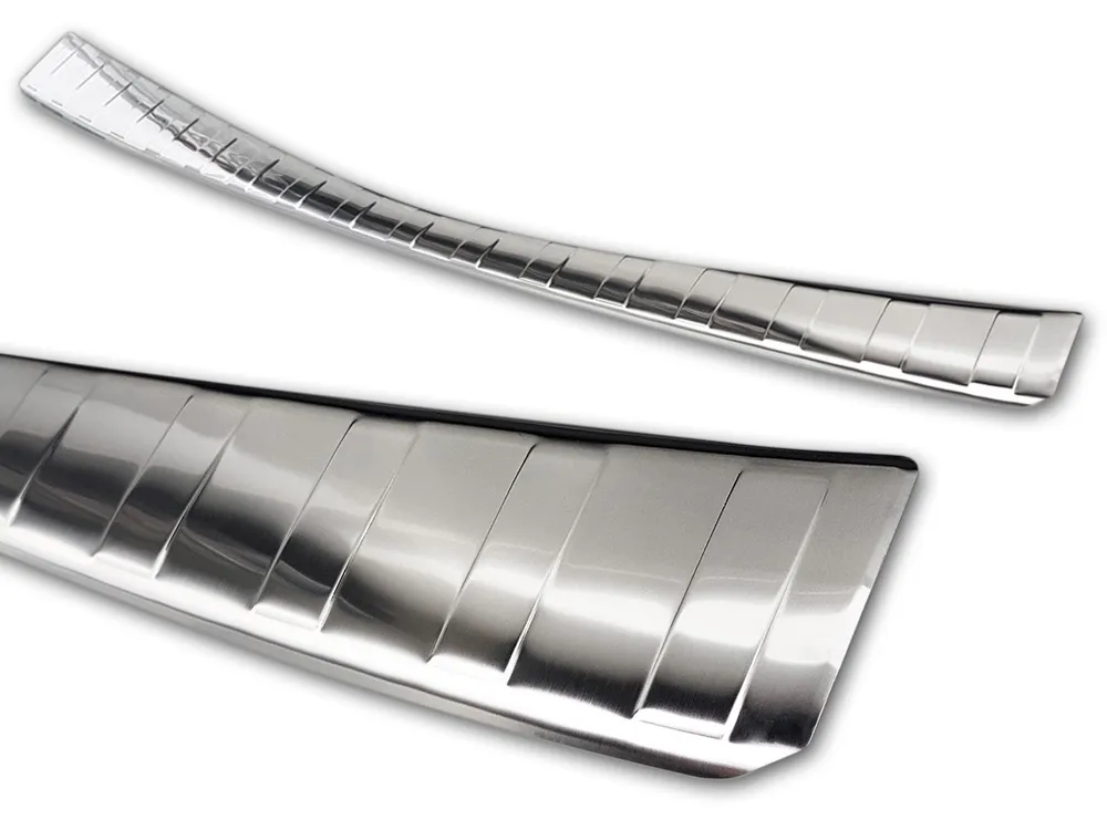 Rear bumper protector SUZUKI SWACE combi 2020-> / TOYOTA COROLLA XII touring sports 2018->/ GR SPORT 2018-> (silver satine) AVISA 2/35419