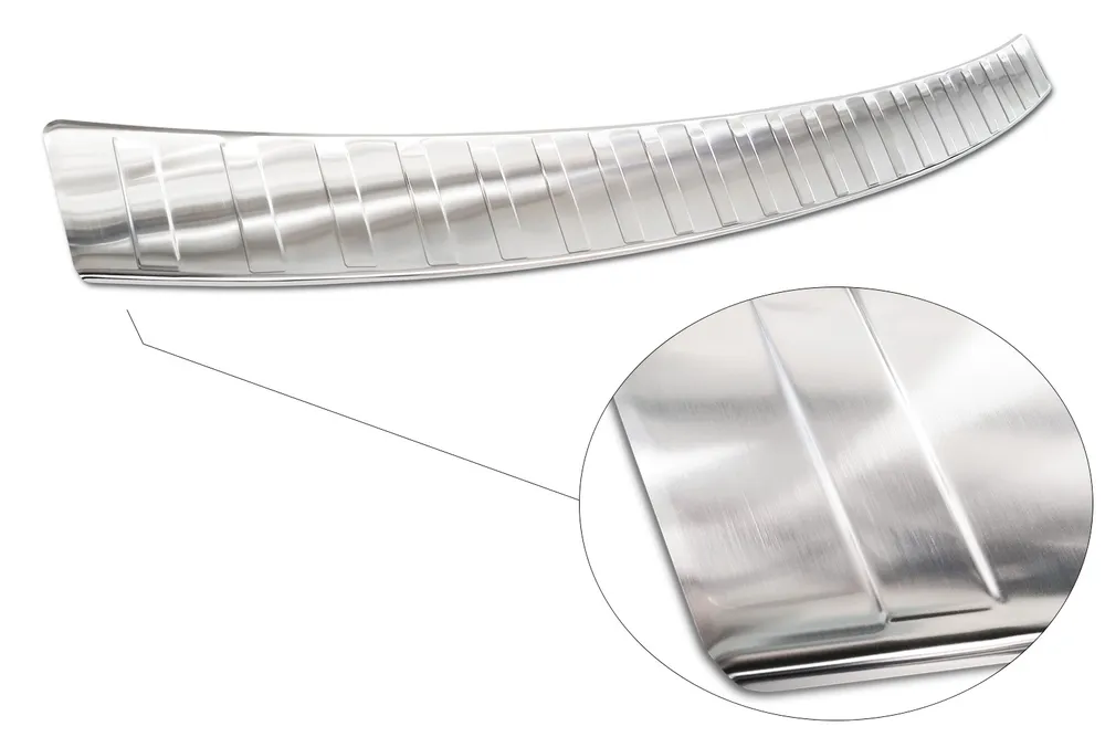 Galinio buferio apsauga TOYOTA RAV4 III 2005-2008, FL2008-2012 (sidabrinis satinas) AVISA 2/35766
