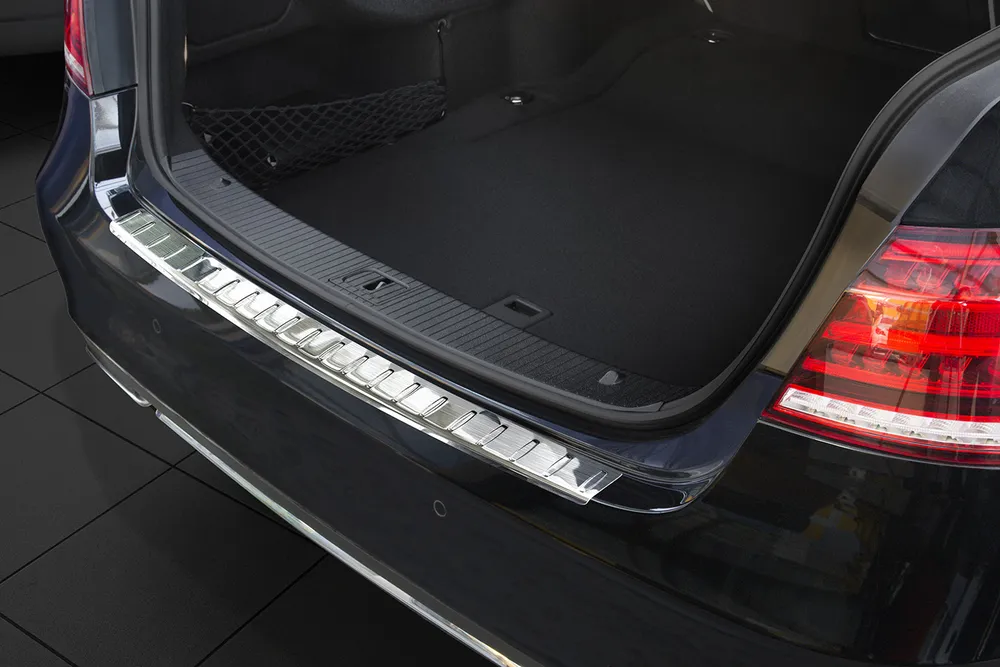 Galinio buferio apsauga MERCEDES E Class W212 Limousine FL2013-2016 (sidabrinis satinas) AVISA 2/35827