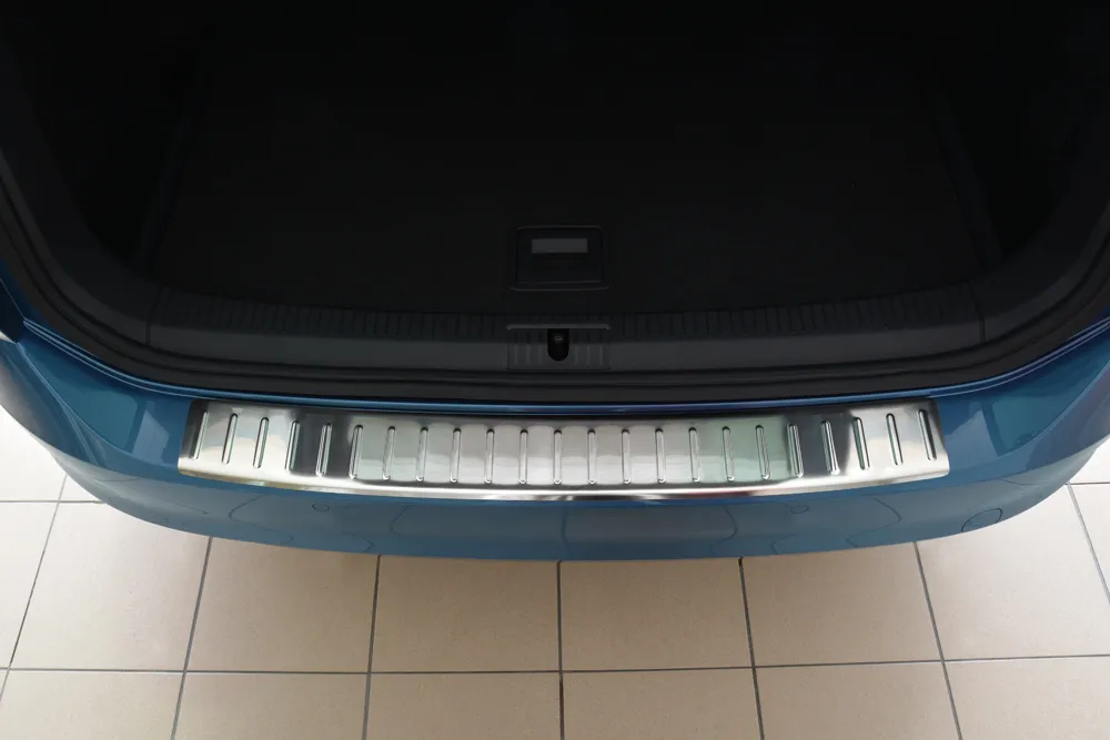 Rear bumper protector VOLKSWAGEN GOLF VII Variant/ Alltrack 2012-2016 (silver satine) AVISA 2/35840
