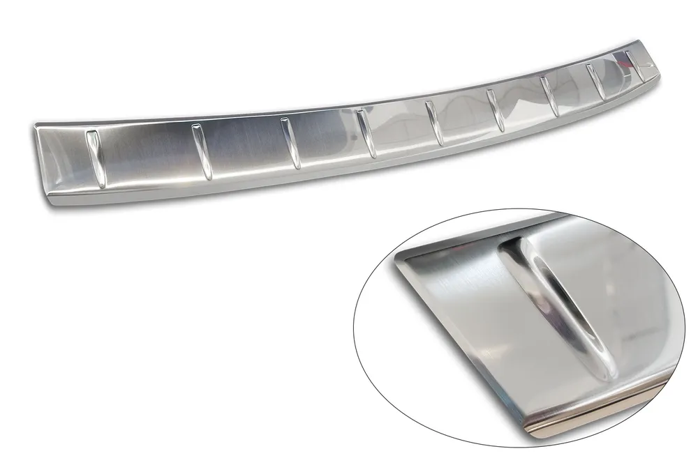 Rear bumper protector VOLKSWAGEN ID.7 2023-> (silver satine) AVISA 2/35855