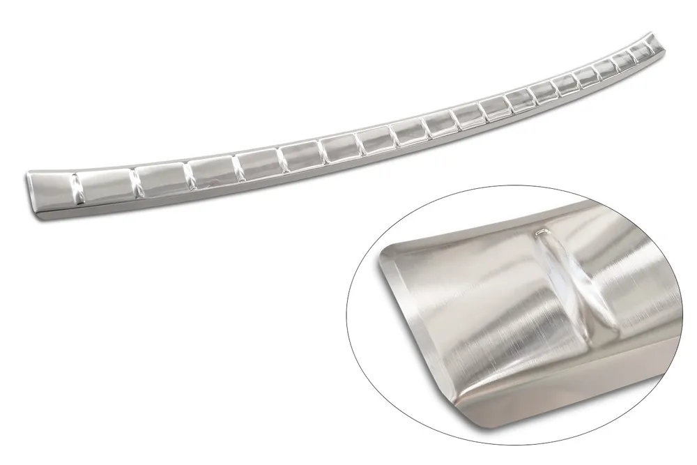 Rear bumper protector BMW X1 III U11 M- pakiet 2022-> / BMW iX1 U11 BEV M- pakiet 2022- (silver) AVISA 2/35912