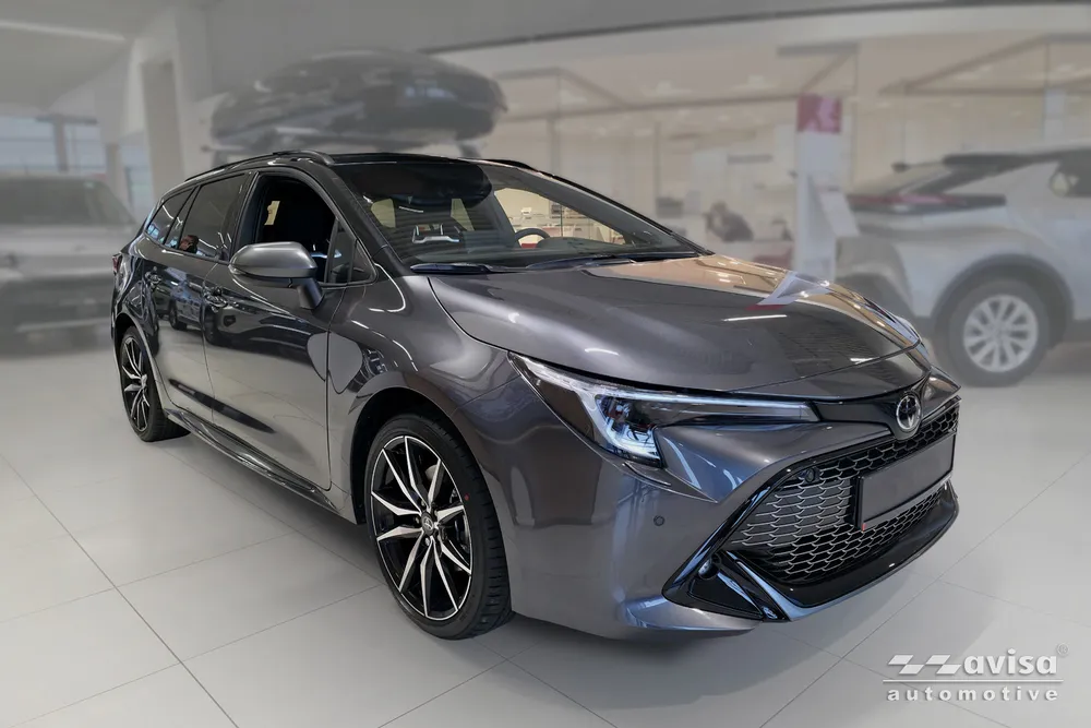 Bagažinės dangčio apsauginė juosta TOYOTA COROLLA XII Touring Sports 2018->/ GR SPORT 2018-> (sidabrinis veidrodinis) AVISA 2/38210
