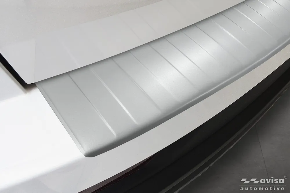 Rear bumper protector SKODA KAROQ FL2022-> / Sportline FL 2022-> (SOFT SILVER) AVISA 2/41104