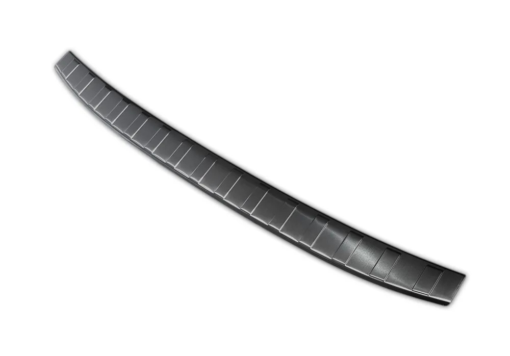 Rear bumper protector VOLVO V90 combi 2016-> / VOLVO V90 Cross Country 2016-> (black) AVISA 2/45069