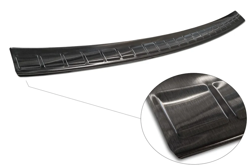 Rear bumper protector RENAULT EXPRESS Van furgon 4D 2021-> (black) AVISA 2/45102