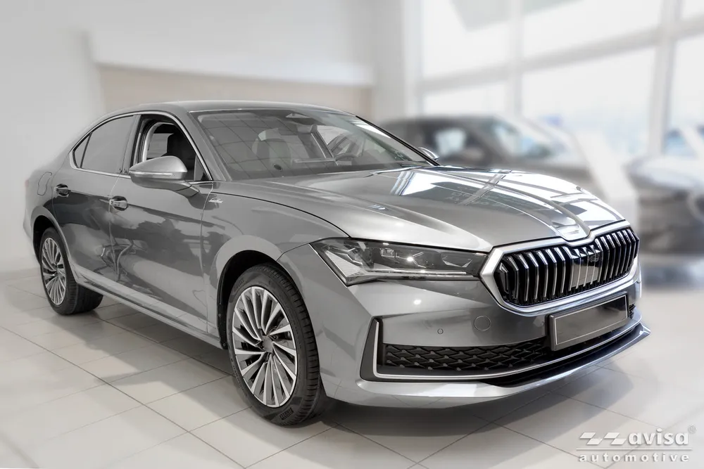 Bagažinės dangčio apsauginė juosta SKODA SUPERB IV liftback 2023-> (juodas veidrodinis) AVISA 2/51208