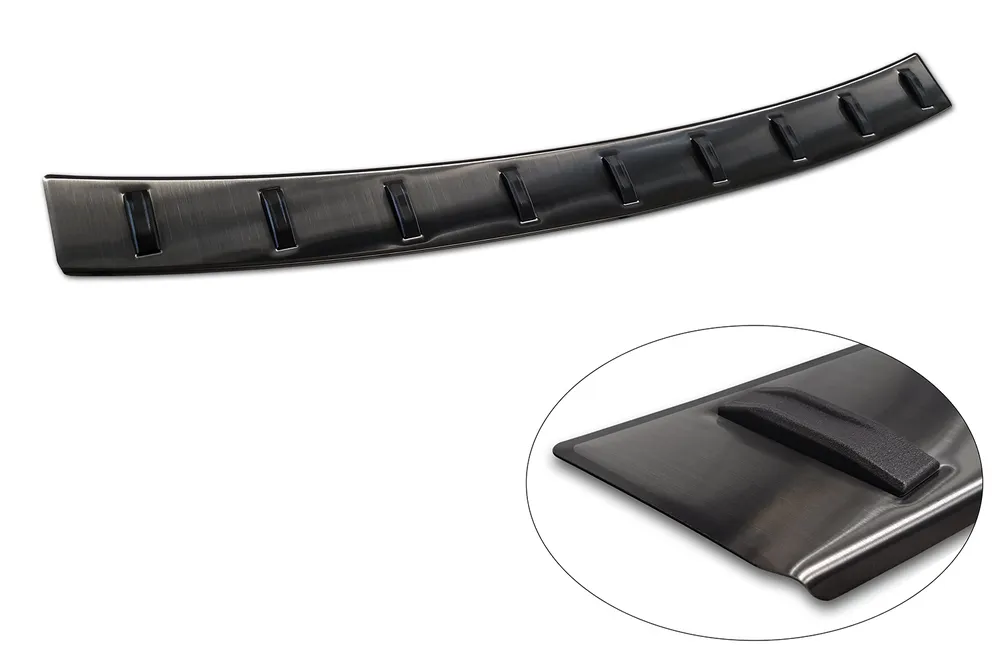 Rear bumper protector SKODA SUPERB III combi 2015-2019, FL2019-> 2024 / SCOUT III 2019-> (black) AVISA 2/54054